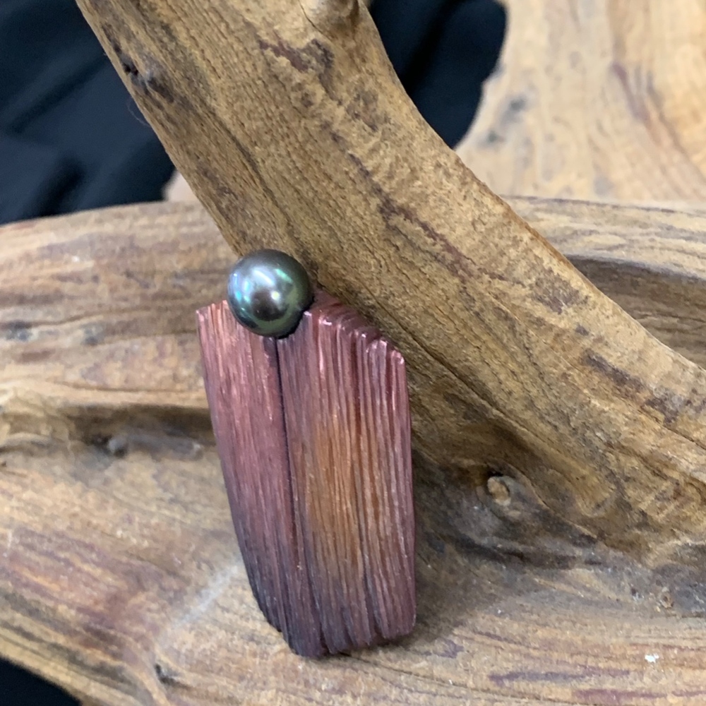 Designer Pin - Picture 3 of 5